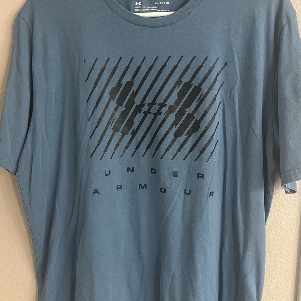 Under Armour Tshirt